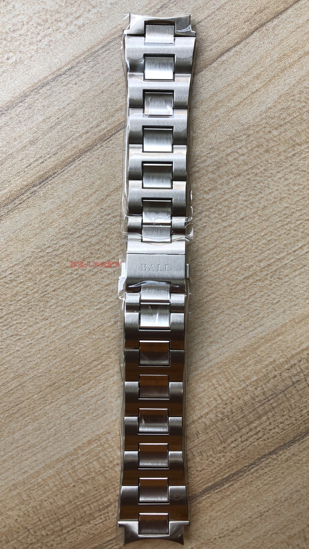 品味非凡與精準(zhǔn)之美 BALL波爾石英表與多功能鋼帶絕妙組合助你征服職場與運(yùn)動(dòng)